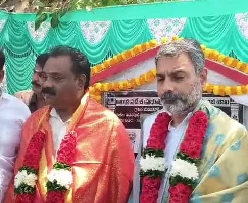 కోరుకొండలో రూ.2.63 కోట్ల బీటీ రోడ్డు - Udayam
