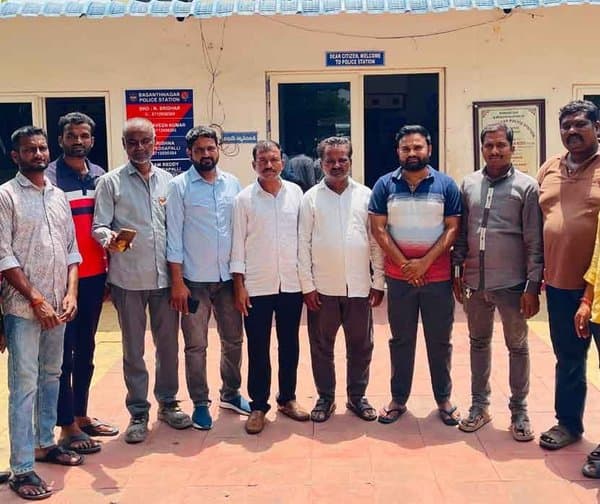పాదయాత్రకు మద్దతు: పాలకుర్తిలో బీఆర్ఎస్ నాయకుల అరెస్టు - Udayam Digital