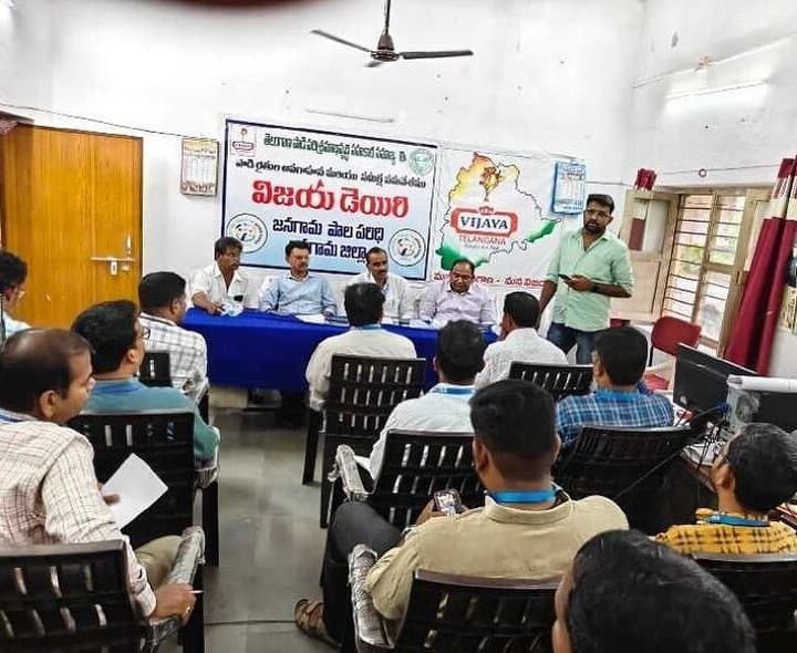 పాడి రైతులకు అండగా గ్రామీణ బ్యాంక్‌