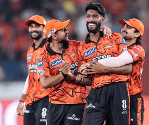 ఉప్పల్‌లో రైజర్స్ ‘రాయల్’ పంచ్! రాజస్థాన్‌కు చుక్కలు చూపించిన హైదరాబాద్ బౌలర్లు.. వరుస విజయాలకు బ్రేక్. - Udayam Digital