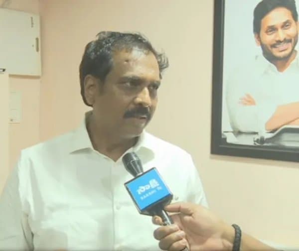 మత్స్యకారుల గాలింపుపై విమర్శ