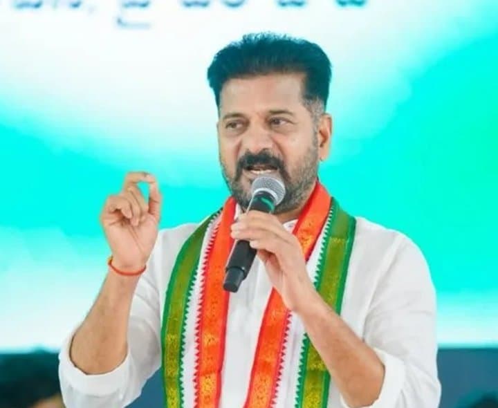 కొడంగల్‌లో సీఎం రేవంత్ నిరసన