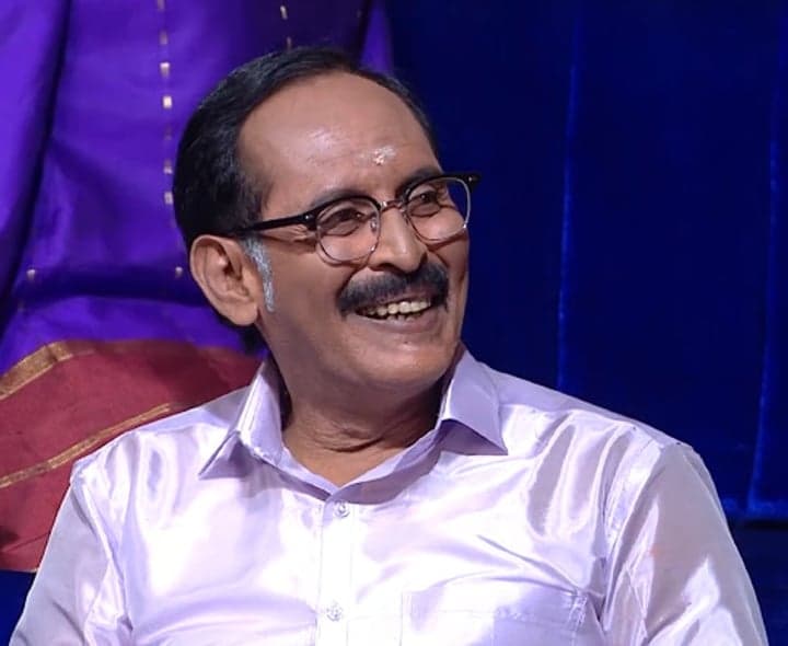 సూపర్‌స్టార్‌ అనొద్దు: ఆనంద్‌ బాబు