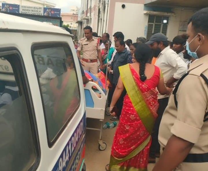 సంగారెడ్డి ప్రభుత్వ ఆసుపత్రిలో గర్భిణి మృతి
