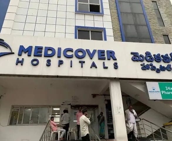 చిన్నారి మృతి... ఆసుపత్రిపై ఆరోపణలు