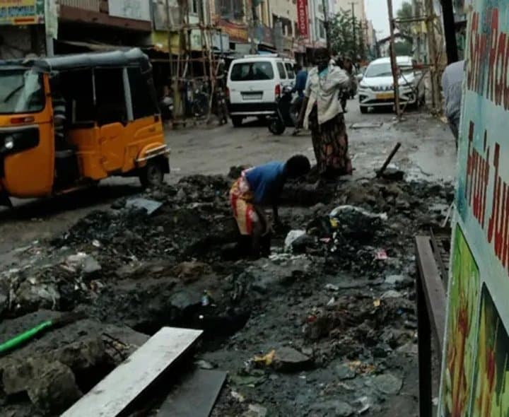 ఉప్పుగూడ మార్గంలో డ్రైనేజ్ మరమ్మత్తులు