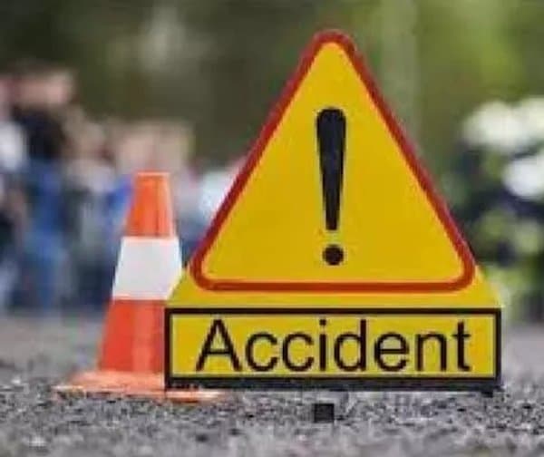 పాలగుమ్మి వద్ద కారు బోల్తా పడి ఒకరు మృతి