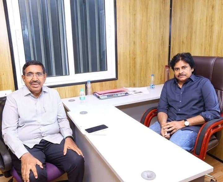 పవన్ గైర్హాజరుపై మంత్రి నారాయణ వివరణ