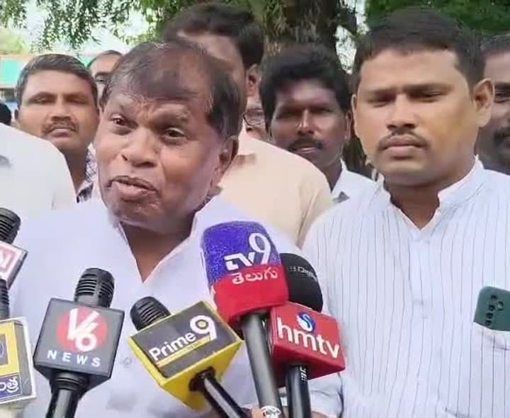 మేకపోతుల వర్ధంతికి నివాళులర్పించిన ఫైనాన్స్‌  ఛైర్మన్‌