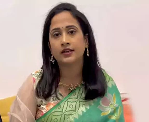లుకౌట్ నోటీసులు ఎత్తేస్తే లండన్‌ వెళ్లిపోతా: రమానందన