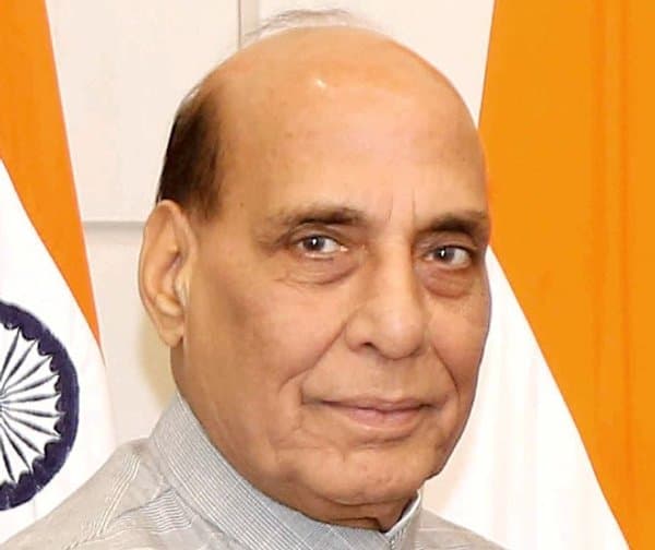 మేఘాలయ కొండల్లో రక్షణ మంత్రి