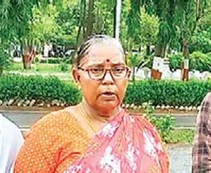 ఉద్యోగాల పేరుతో రూ.37లక్షల మోసం