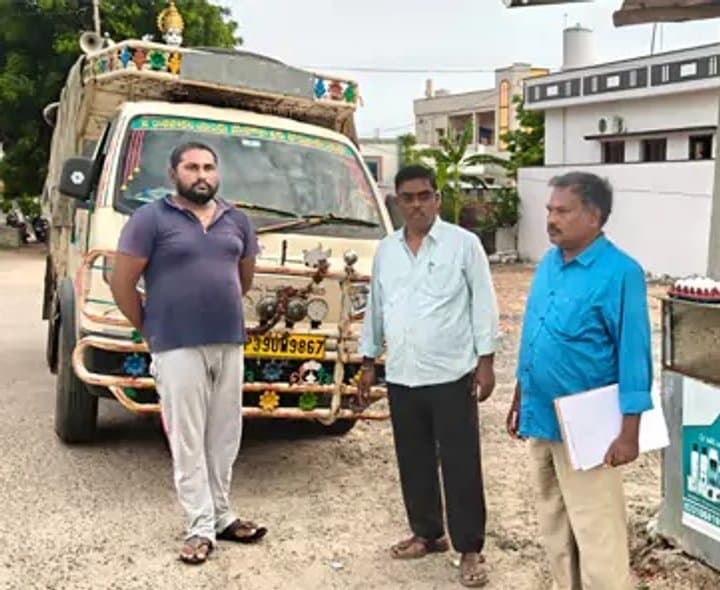 రేషన్ బియ్యం స్వాధీనం