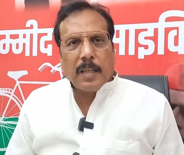 అఖిలేష్ ఒక్క మాట చెప్తే చాలు - Udayam Digital