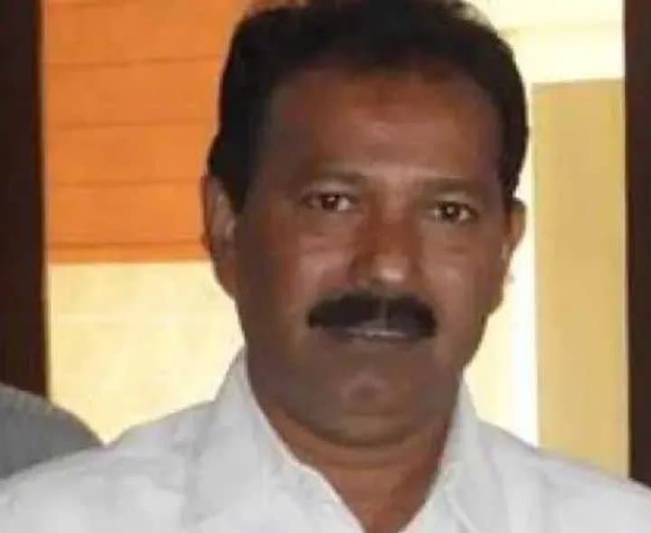 ముస్తఫా అరెస్టుపై విమర్శలు