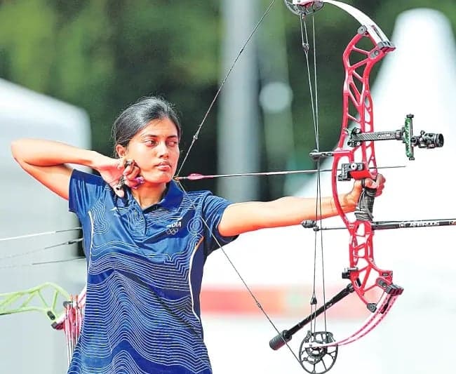 చికితకు డబుల్‌.. ఆర్చరీలో 3 స్వర్ణాలు