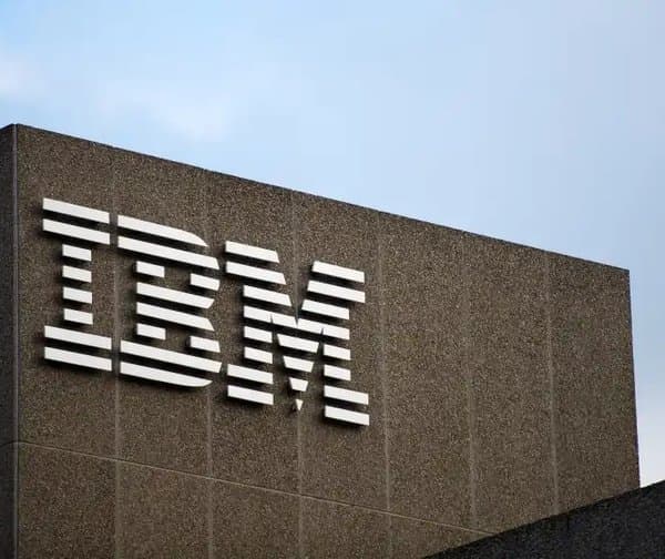 ఐబీఎం (IBM) షేర్ల భారీ పతనం
