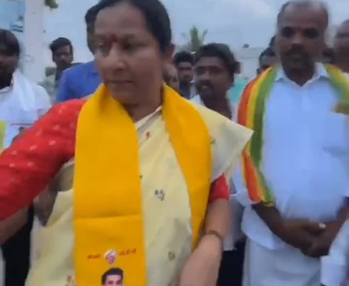 మొలగవెల్లి బావి శుభ్రతకు చర్యలు - Udayam