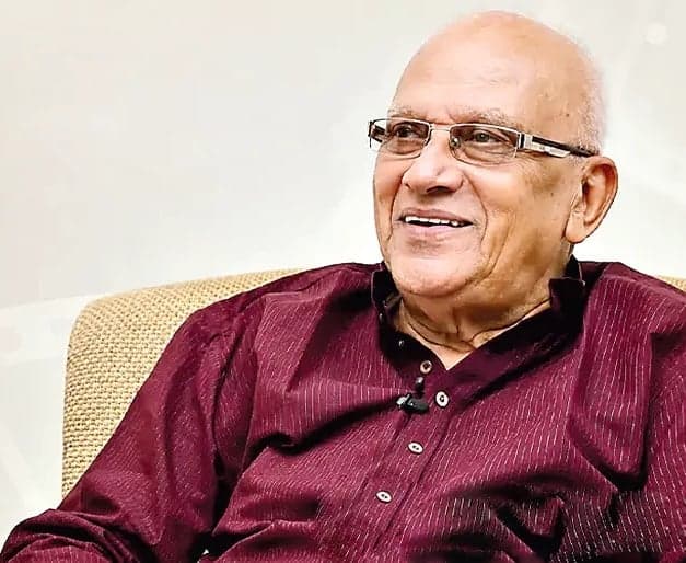 వైవిధ్యానికి చిరునామా.. సింగీతం