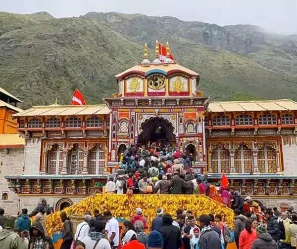 బద్రీనాథ్ ఆలయ విరాళాల అక్రమాలపై ఉన్నతస్థాయి విచారణ