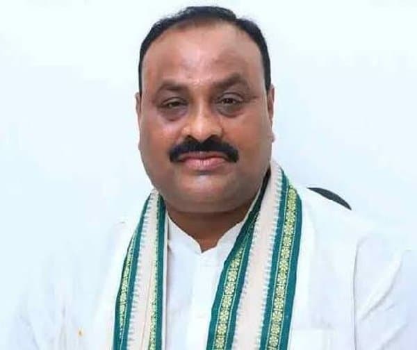 పొగాకు రైతులకు గిట్టుబాటు ధరపై మంత్రి ఆదేశాలు