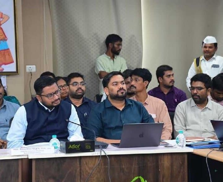 ఆరుతడి పంటల సాగుపై కలెక్టర్ ఆదేశాలు - Udayam