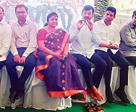 రూ.300 కోట్లతో 5 వేల ఇళ్లు - Udayam