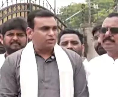 కేసీఆర్ కుటుంబ ఆస్తులపై ఎంపీ చామల విమర్శలు