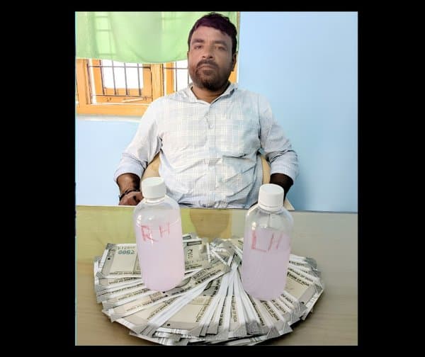  ఏసీబీకి చిక్కిన పంచాయతీ కార్యదర్శి