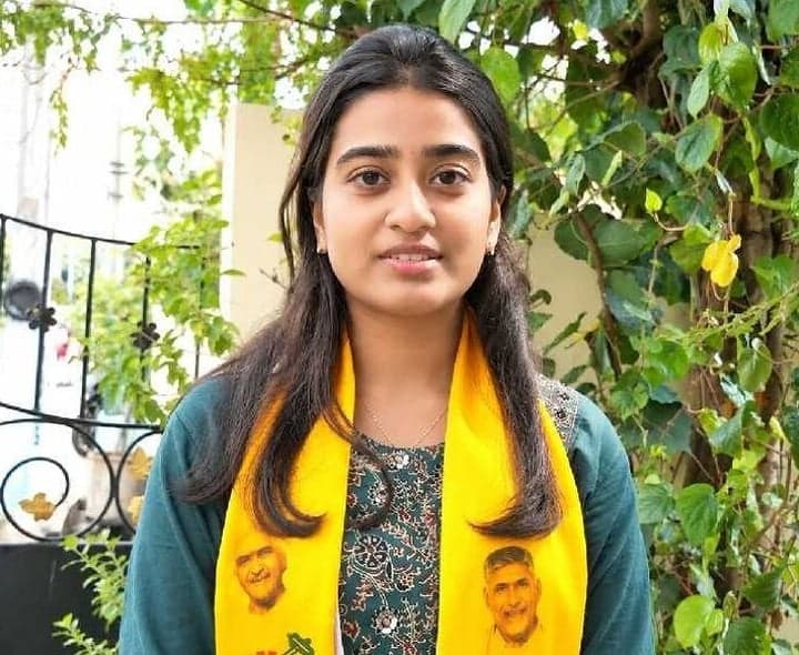 ఒంగోలు ఎన్నికల బరిలో 23 ఏళ్ల యువతి