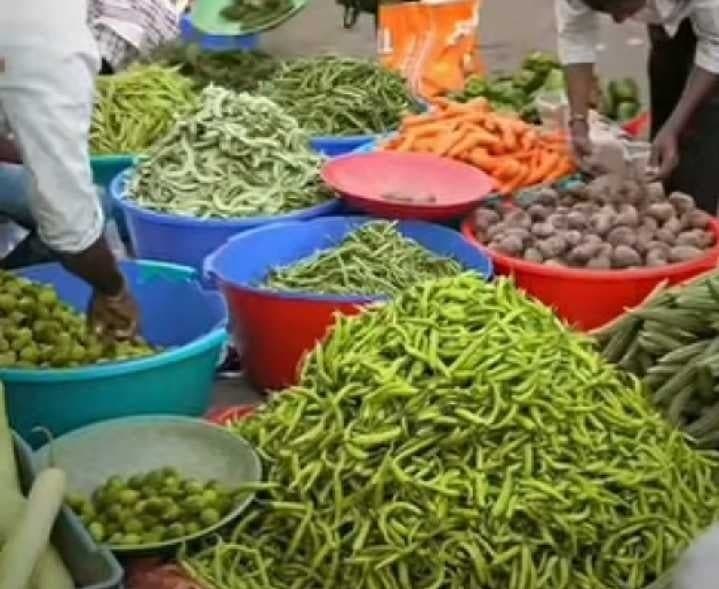 దసరా పండుగతో కూరగాయల ధరలకు రెక్కలు