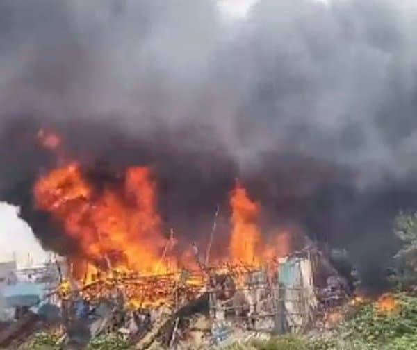 చాదర్‌ఘాట్‌లో భారీ అగ్నిప్రమాదం