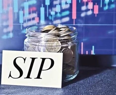 పెరిగిన ఈక్విటీ పెట్టుబడులు
