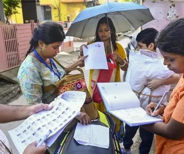 ఎన్యూమరేషన్ పత్రం ఇస్తేనే ఓటు