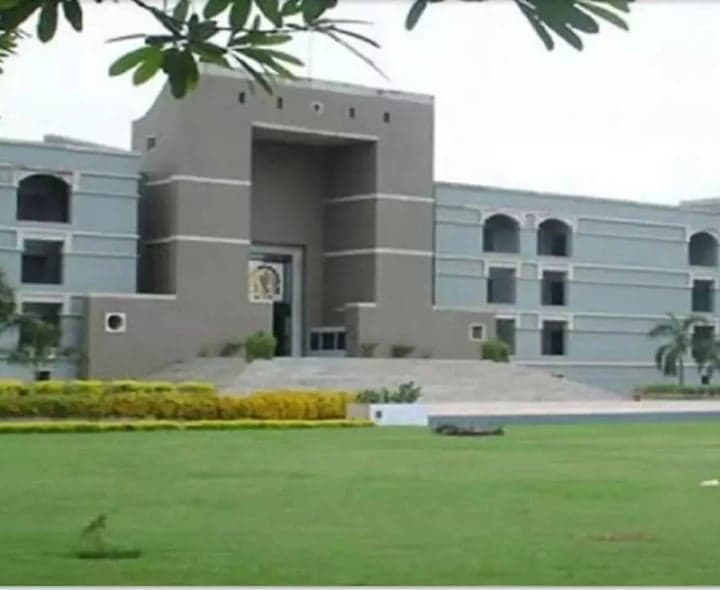రవి నాయర్‌ కేసులో అదానీకి అవకాశం