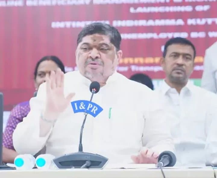 బీసీ మహిళలకు 1.19 లక్షల కుట్టుమిషన్లు