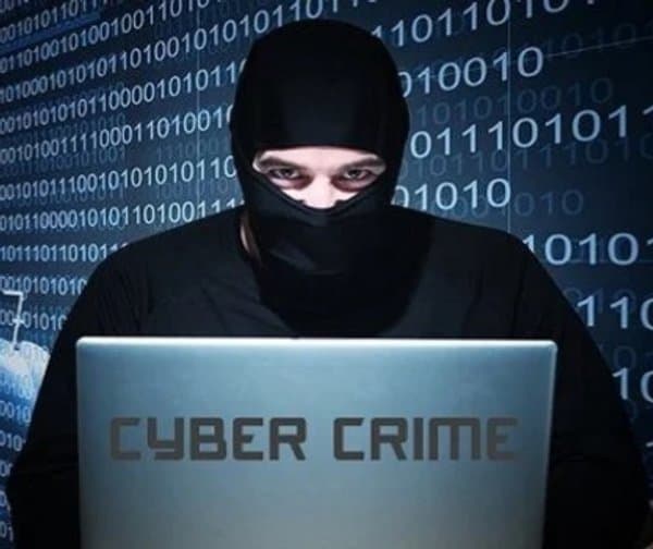 విజయవాడలో సైబర్ మోసం: రూ. 97 వేల మాయం - Udayam Digital