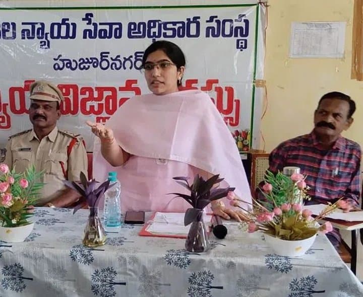 చట్టం ఎవరికీ చుట్టం కాదు