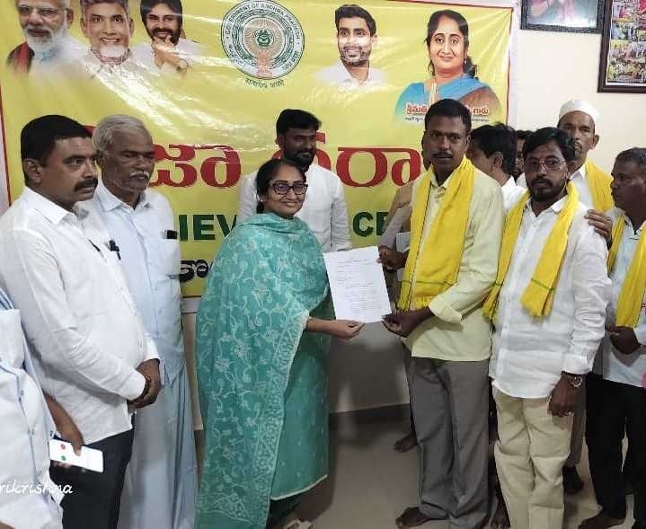 పెనుకొండ 1వ వార్డు టీడీపీ అభ్యర్థిగా హనుమంతు - Udayam