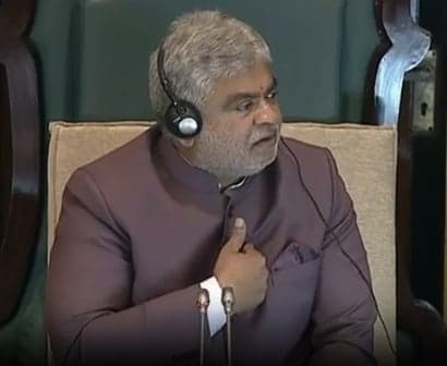 నీ తల్లిని కాదు, నా తల్లిని అన్నారు: స్పీకర్ ఆగ్రహం - gallery image 2