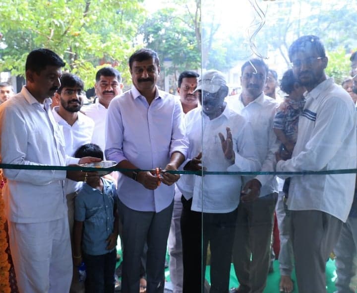 సిద్దిపేటలో టెక్నోస్పోర్ట్ షోరూమ్ ప్రారంభించిన ఎమ్మెల్యే