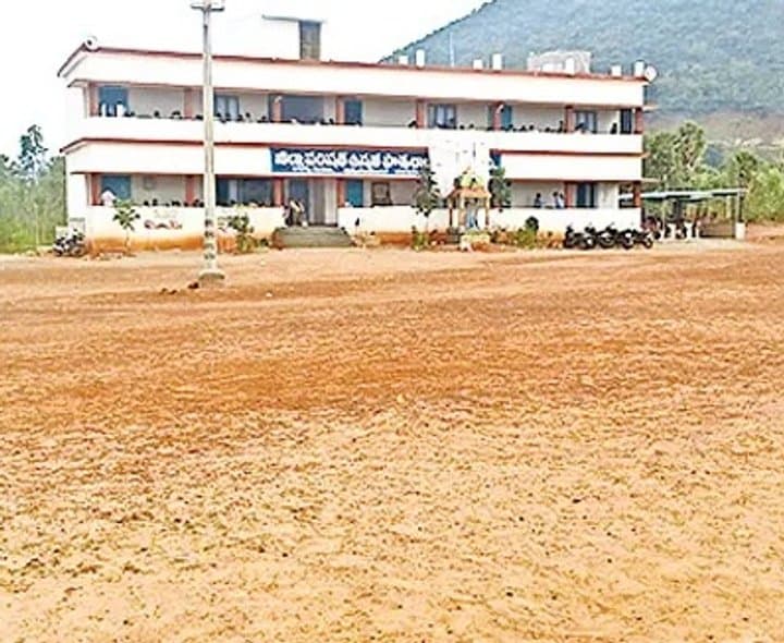 ప్రభుత్వ బడుల అభివృద్ధికి 'బడి కోసం' పోర్టల్