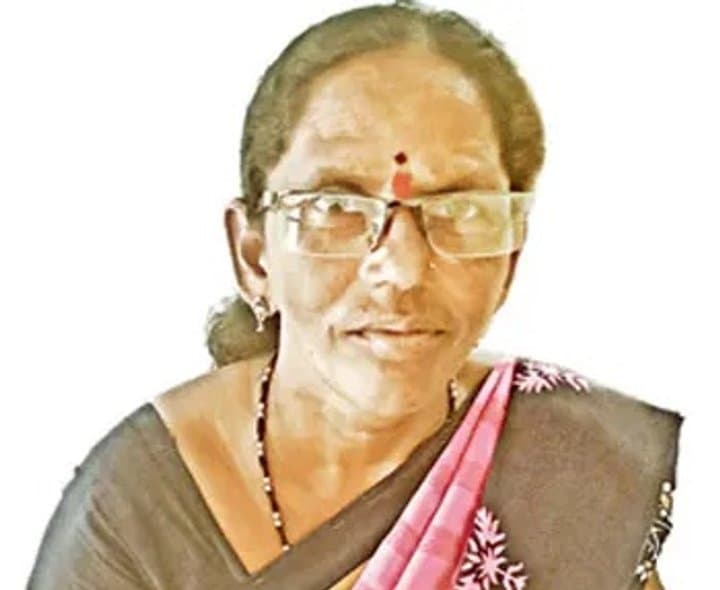 ఏకరూప దుస్తులతో ఉపాధి బాట
