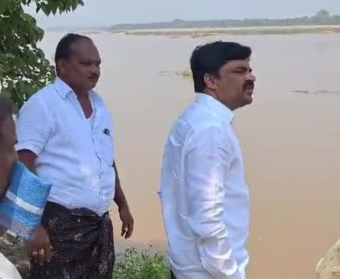 తాలడలో వసుధార కెనాల్‌పై జాయింట్ ఇన్‌స్పెక్షన్ - Udayam