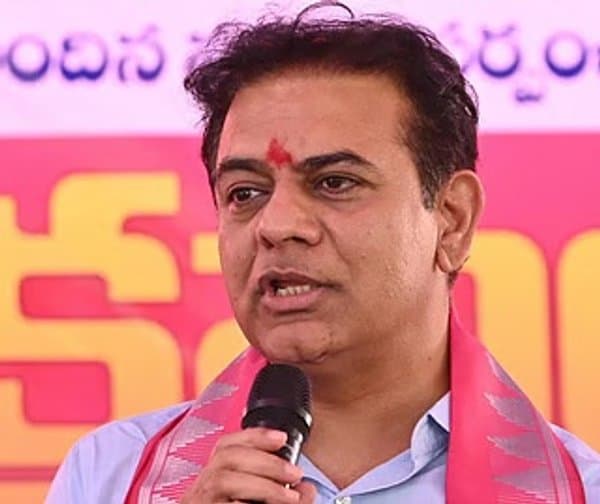 విలేకరులను వేధిస్తున్న కాంగ్రెస్ ప్రభుత్వం - Udayam Digital