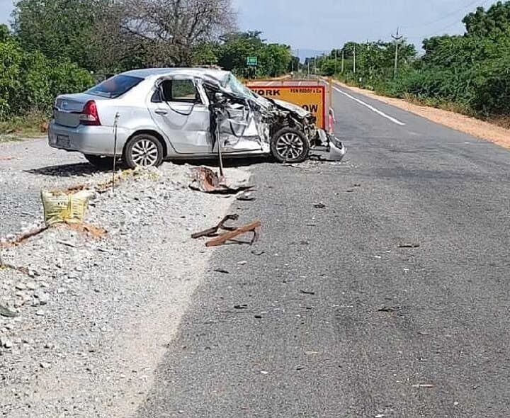 రాయచోటి–వేంపల్లి రహదారిపై రోడ్డు ప్రమాదం