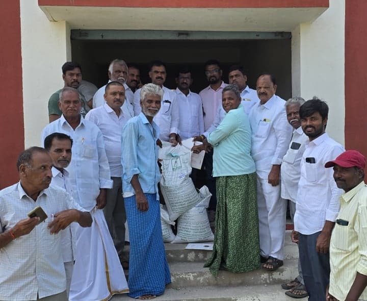  రైతులకు రాయితీపై శనగ విత్తనాలు - Udayam