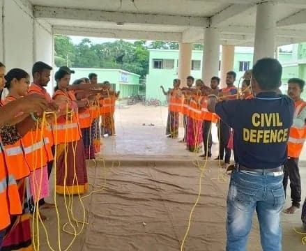 60 వేల వాలంటీర్లకు ప్రత్యేక శిక్షణ