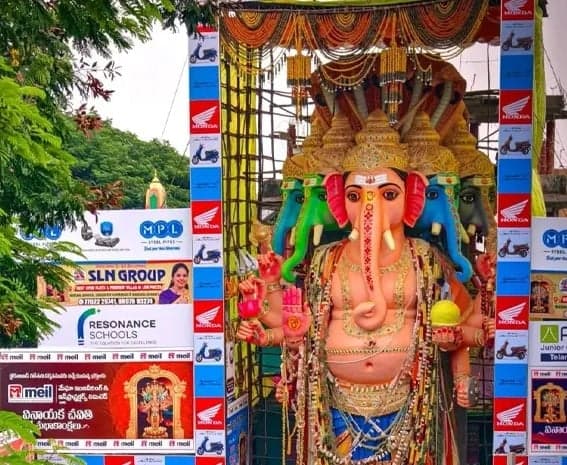 ఖైరతాబాద్ గణేష్ శోభాయాత్ర