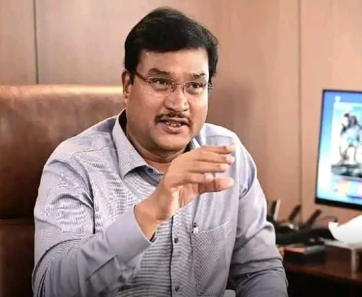 హైడ్రా చీఫ్‌ రంగనాథ్‌పై తెలంగాణ హైకోర్టు వేటు.. - Udayam Digital